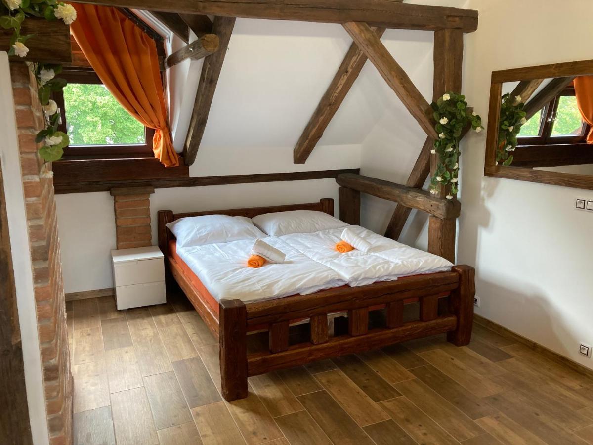 Apartmanovy Dum 13 Podkrovi 1 Seč Extérieur photo